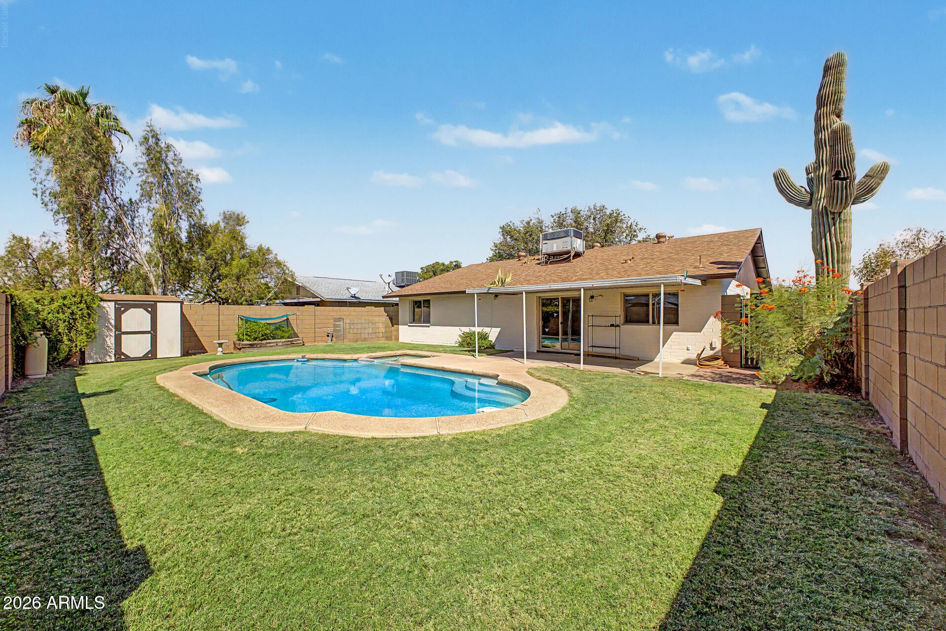 509 W SANTA CRUZ Drive
