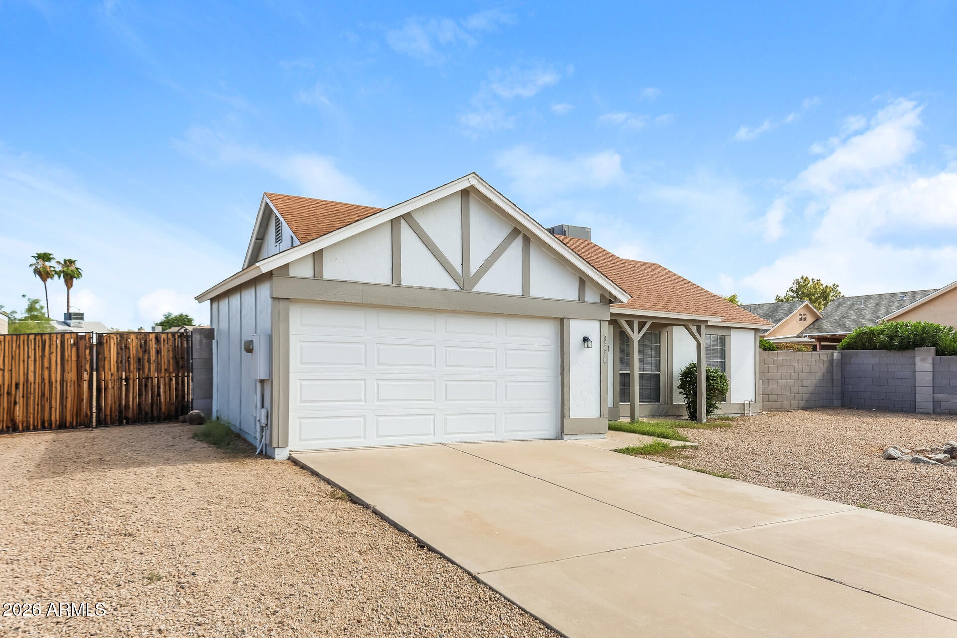 8538 W COLUMBINE Drive