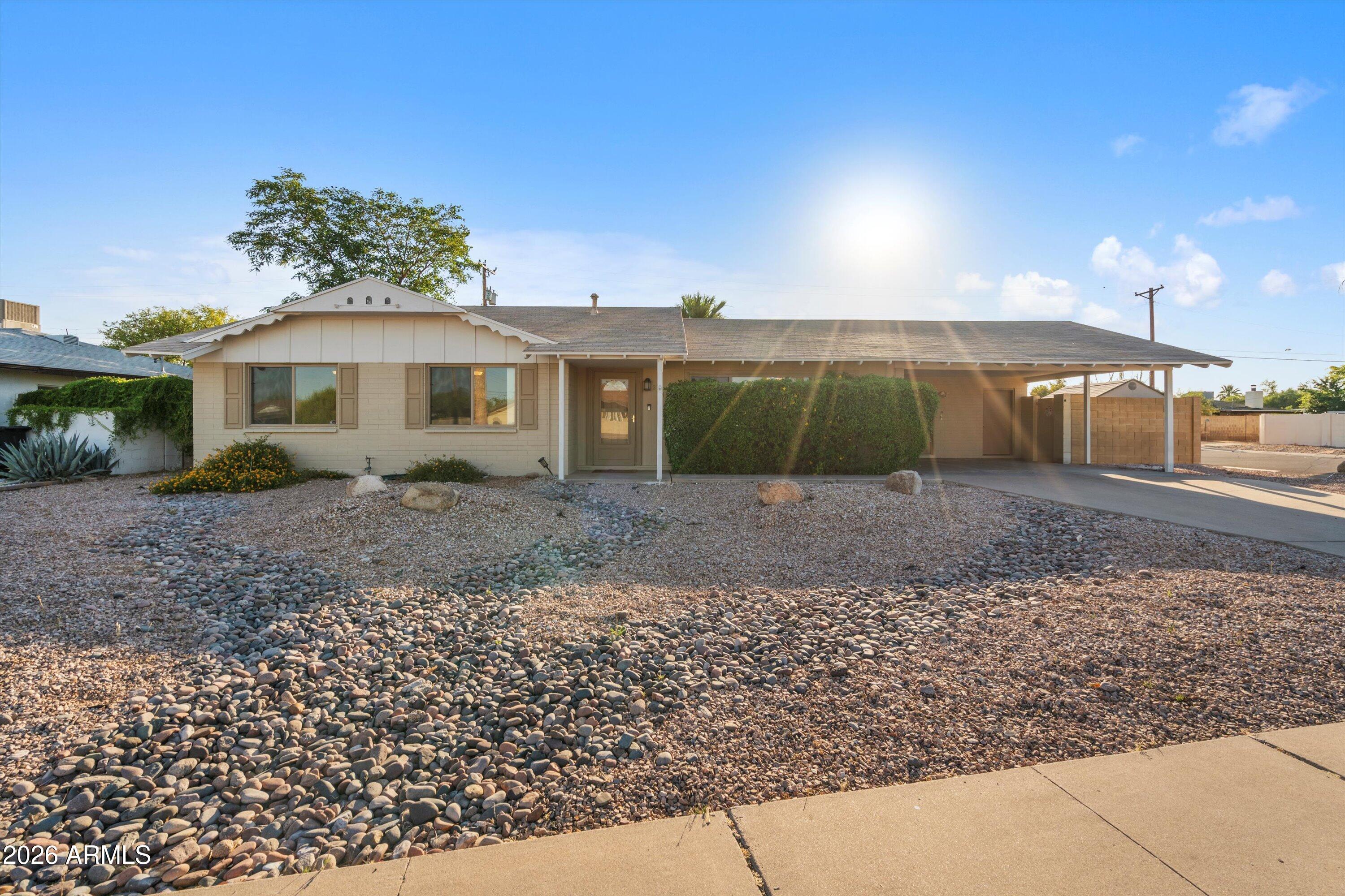 2548 N 68th Place
