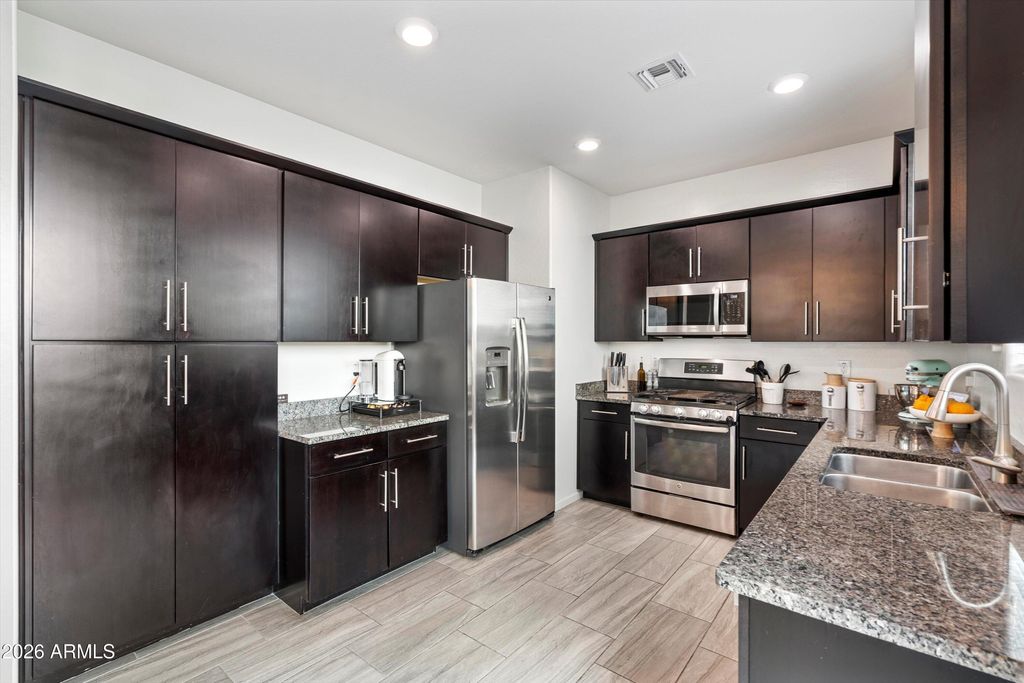 Photo of 3183 S Magnolia Lane, Chandler, AZ 85286 (MLS # 6989434)