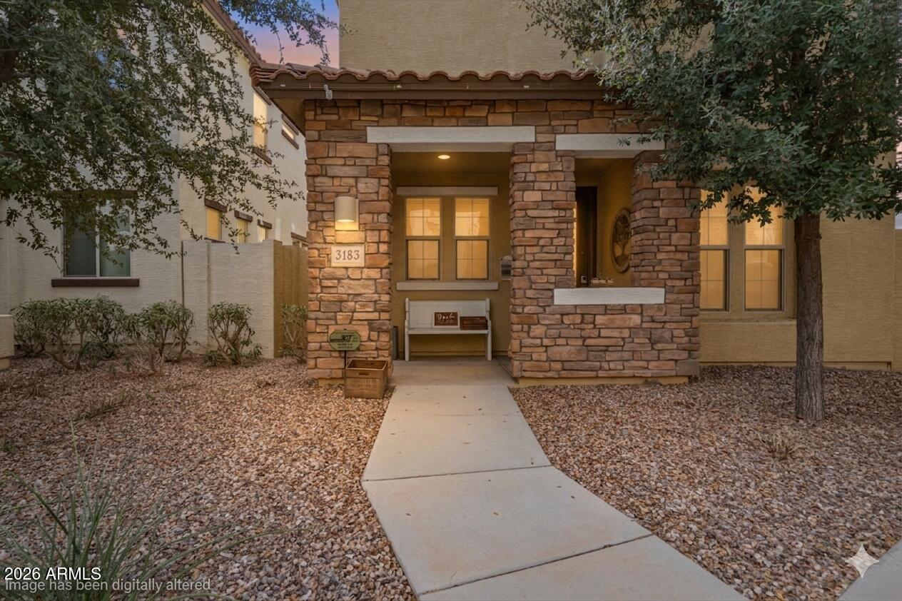 3183 S MAGNOLIA Lane