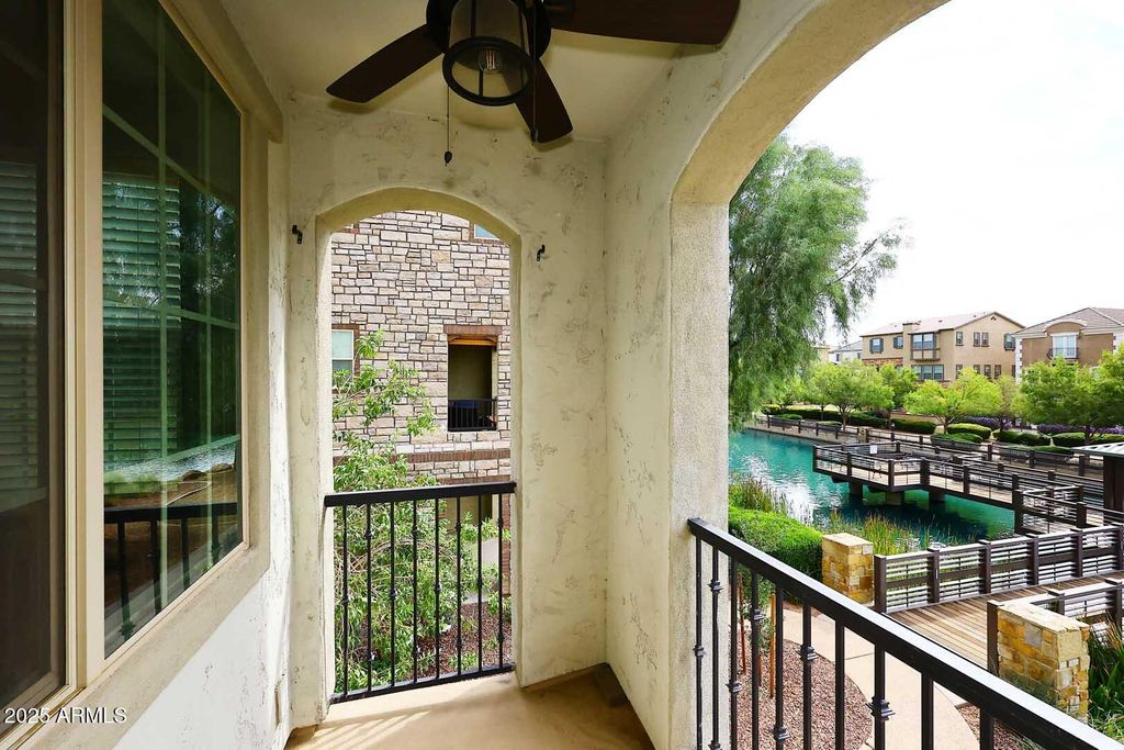 Photo of 1679 E Hampton Lane, Gilbert, AZ 85295 (MLS # 6932326)