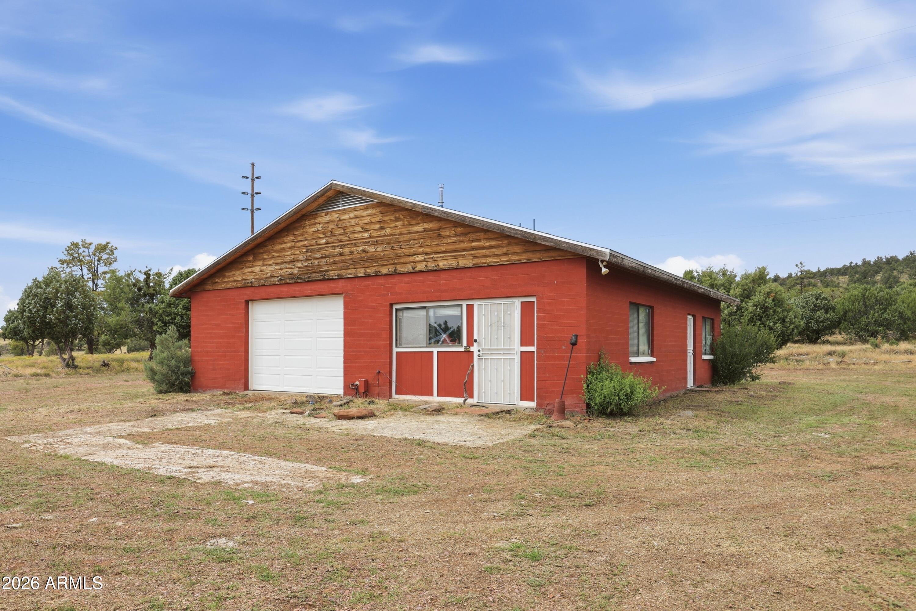 10611 W Fossil Creek Rd --