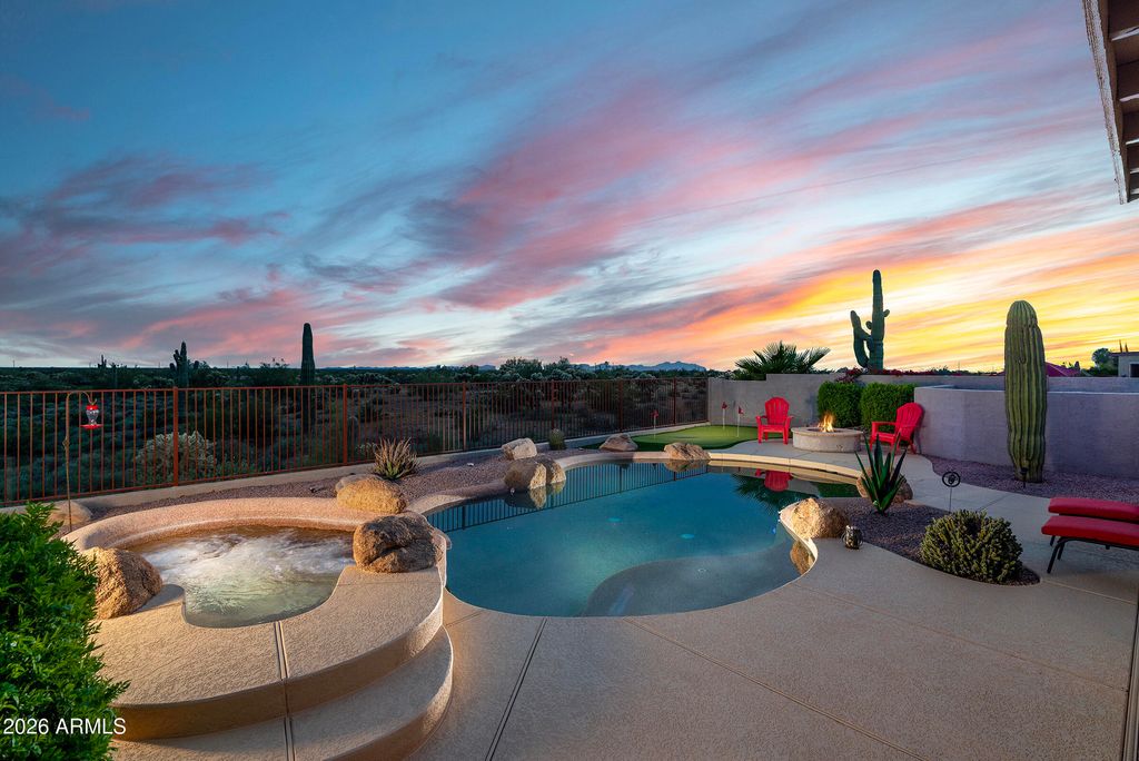 Photo of 10439 E Trailhead Court, Gold Canyon, AZ 85118 (MLS # 6983229)