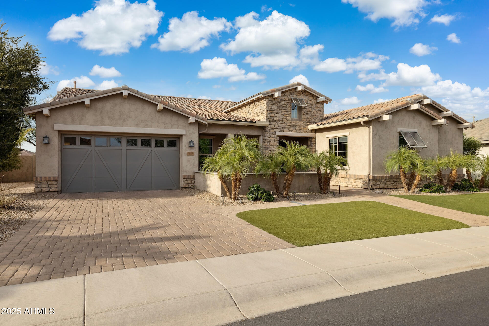 3694 E ASTER Drive