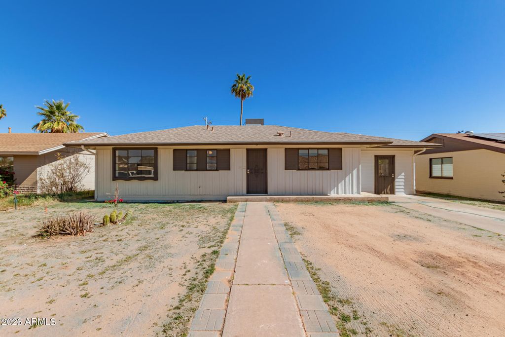 Photo of 1316 N Park Avenue, Casa Grande, AZ 85122 (MLS # 6985399)