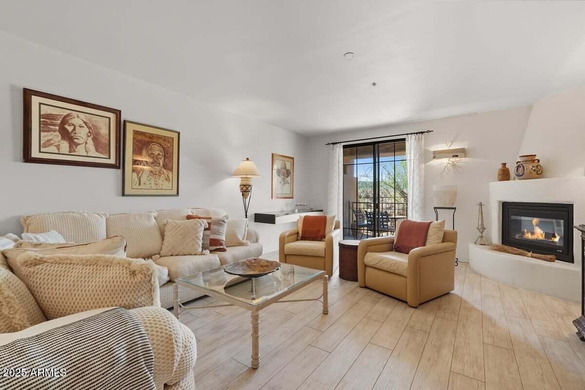 36601 N MULE TRAIN Road B20