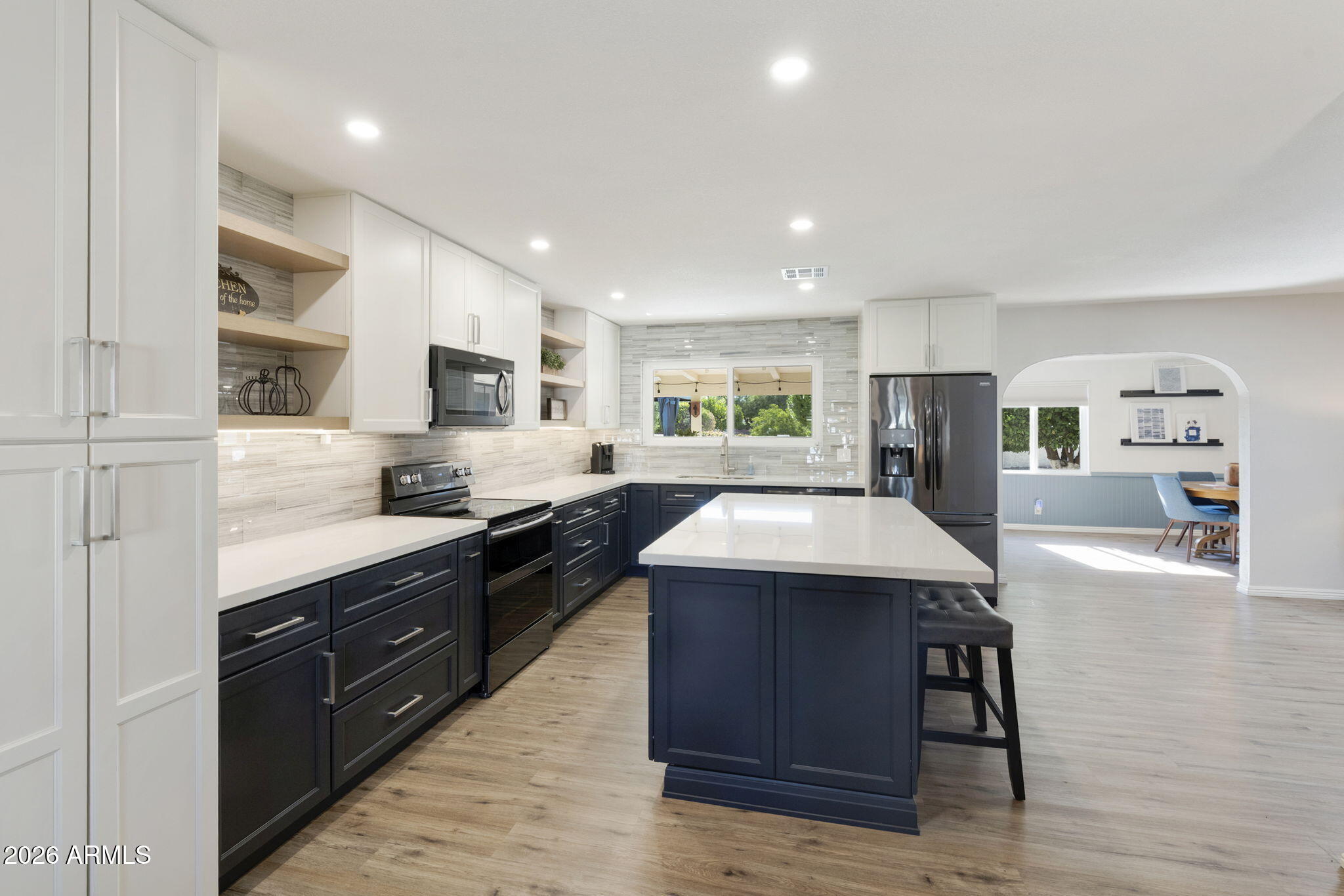 1027 S 79TH Way