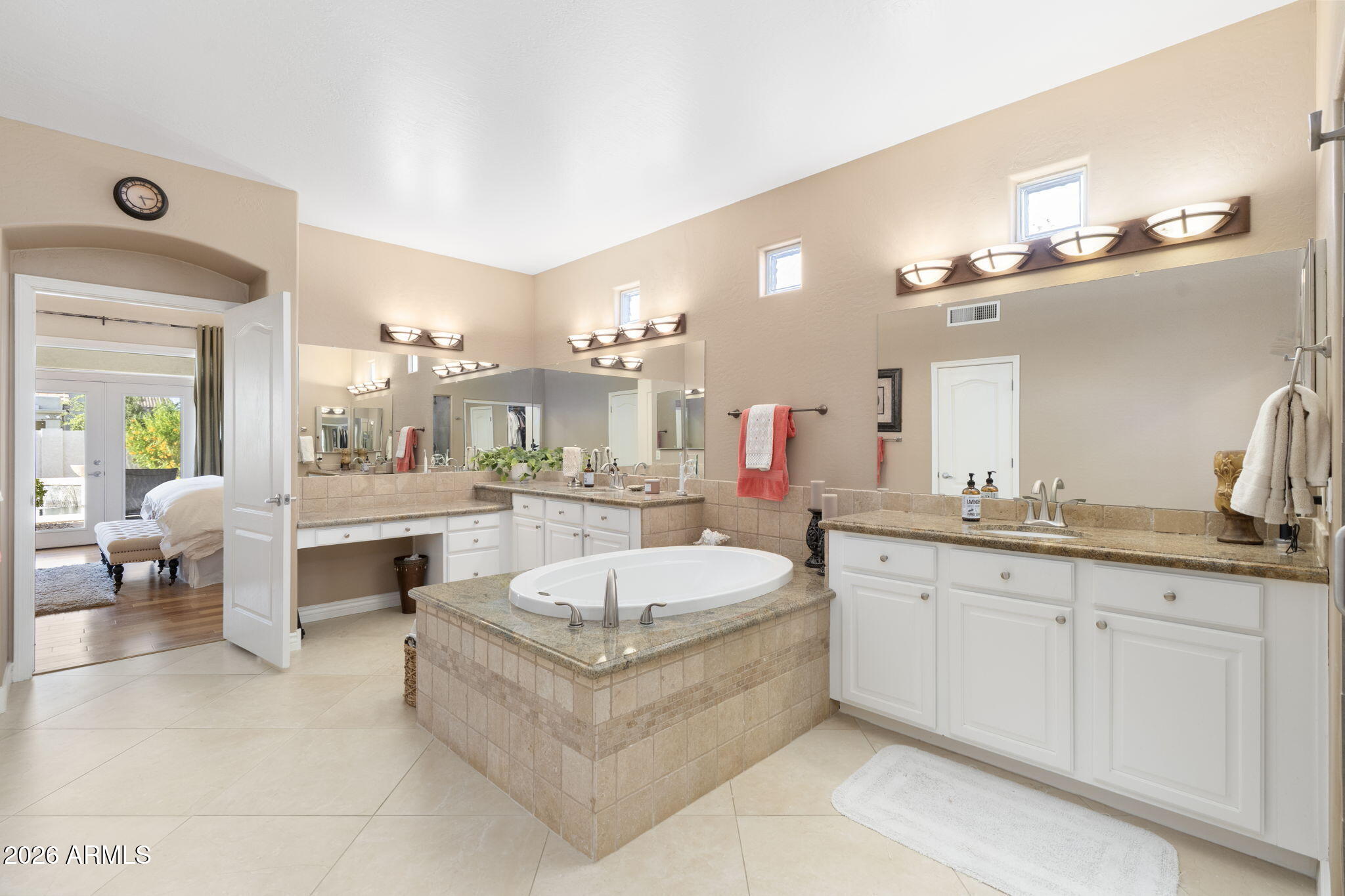 MESA NORTHGROVE - Residential