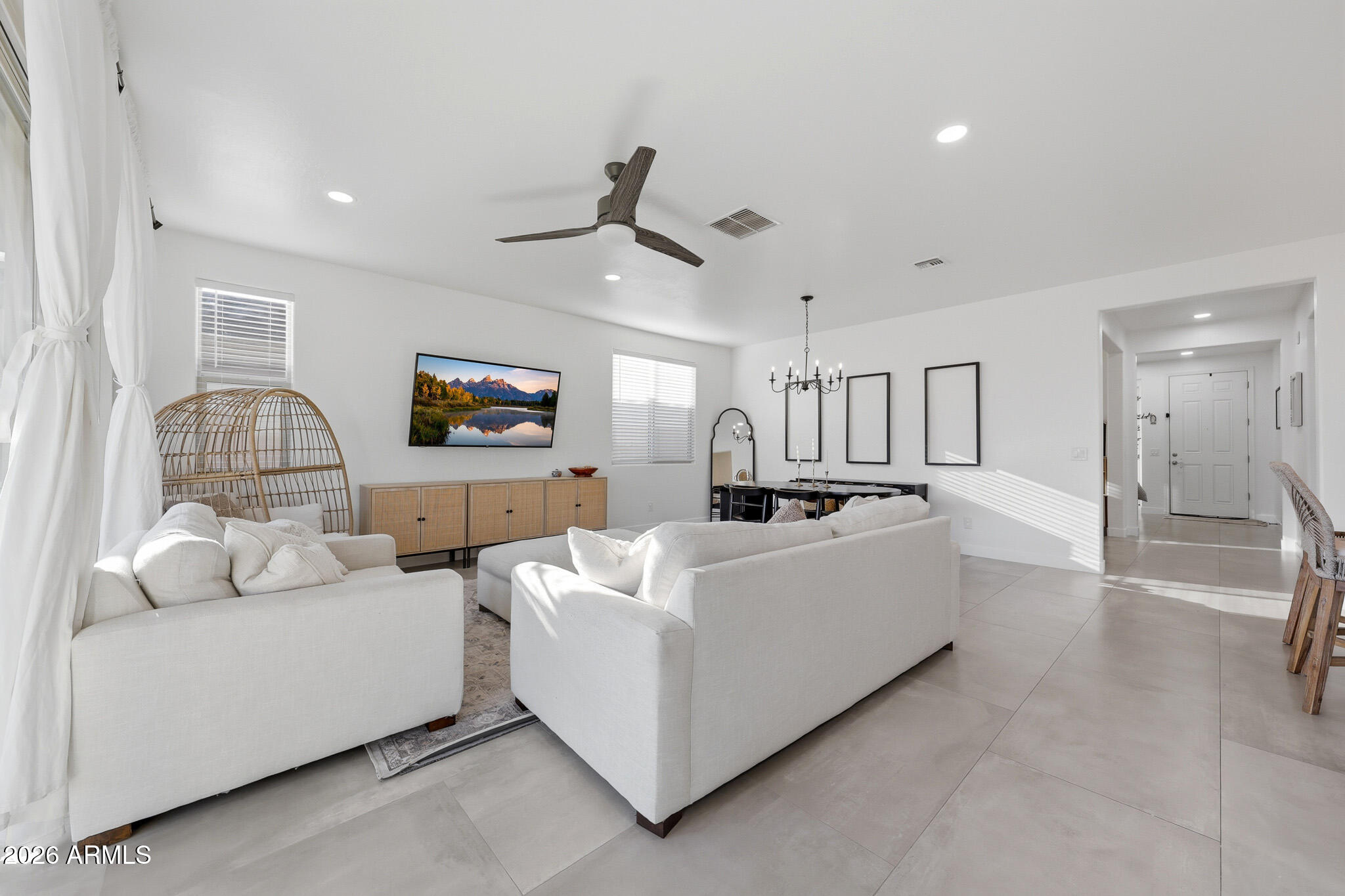 21045 W CORONADO Road