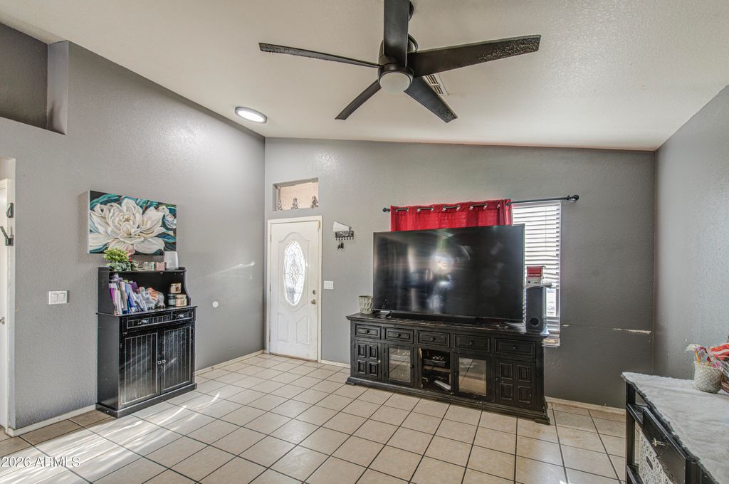 Photo of 8673 N 112th Avenue, Peoria, AZ 85345 (MLS # 6998038)