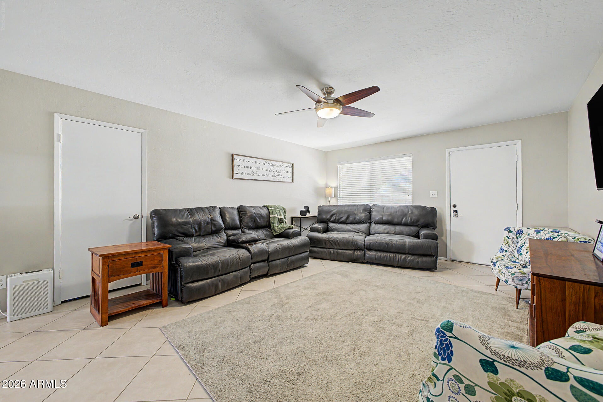 2431 W VIA RIALTO Circle