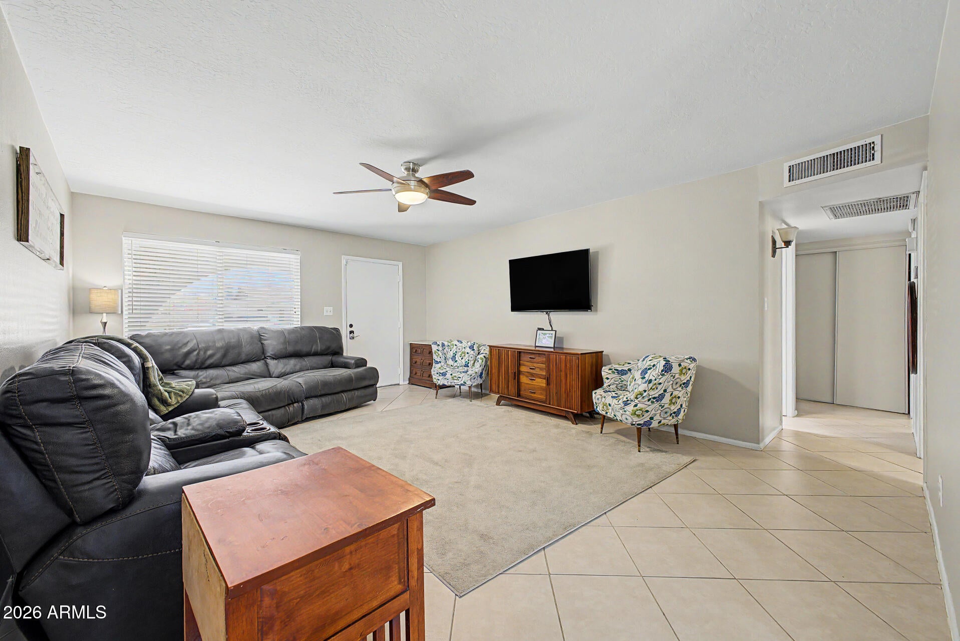 2431 W VIA RIALTO Circle