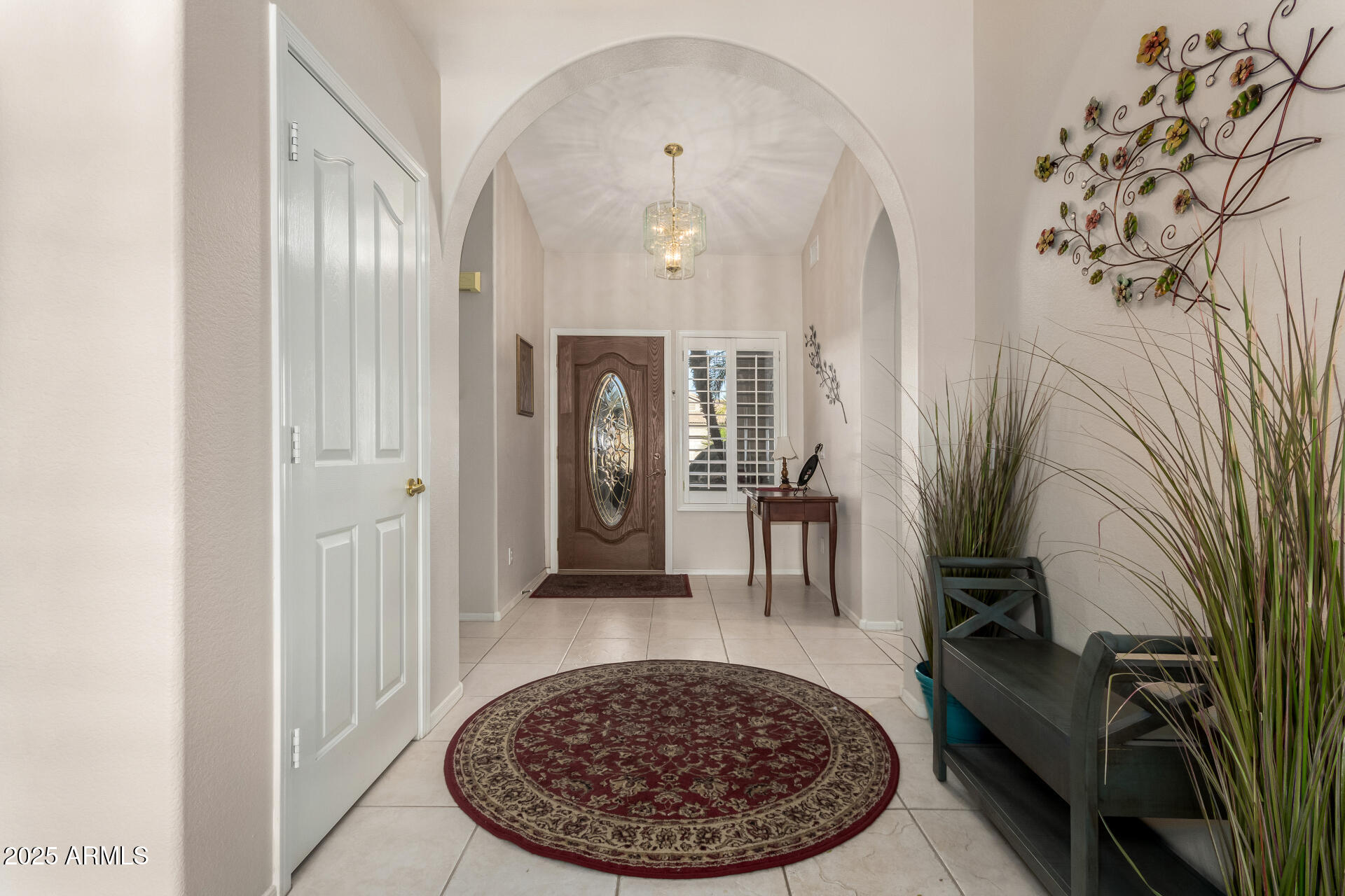 9011 E DIAMOND Drive