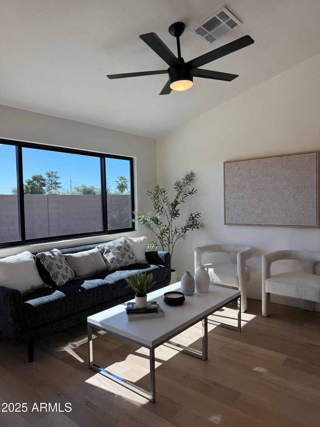 Photo of 3013 E Bremen Street, Phoenix, AZ 85032 (MLS # 6944485)