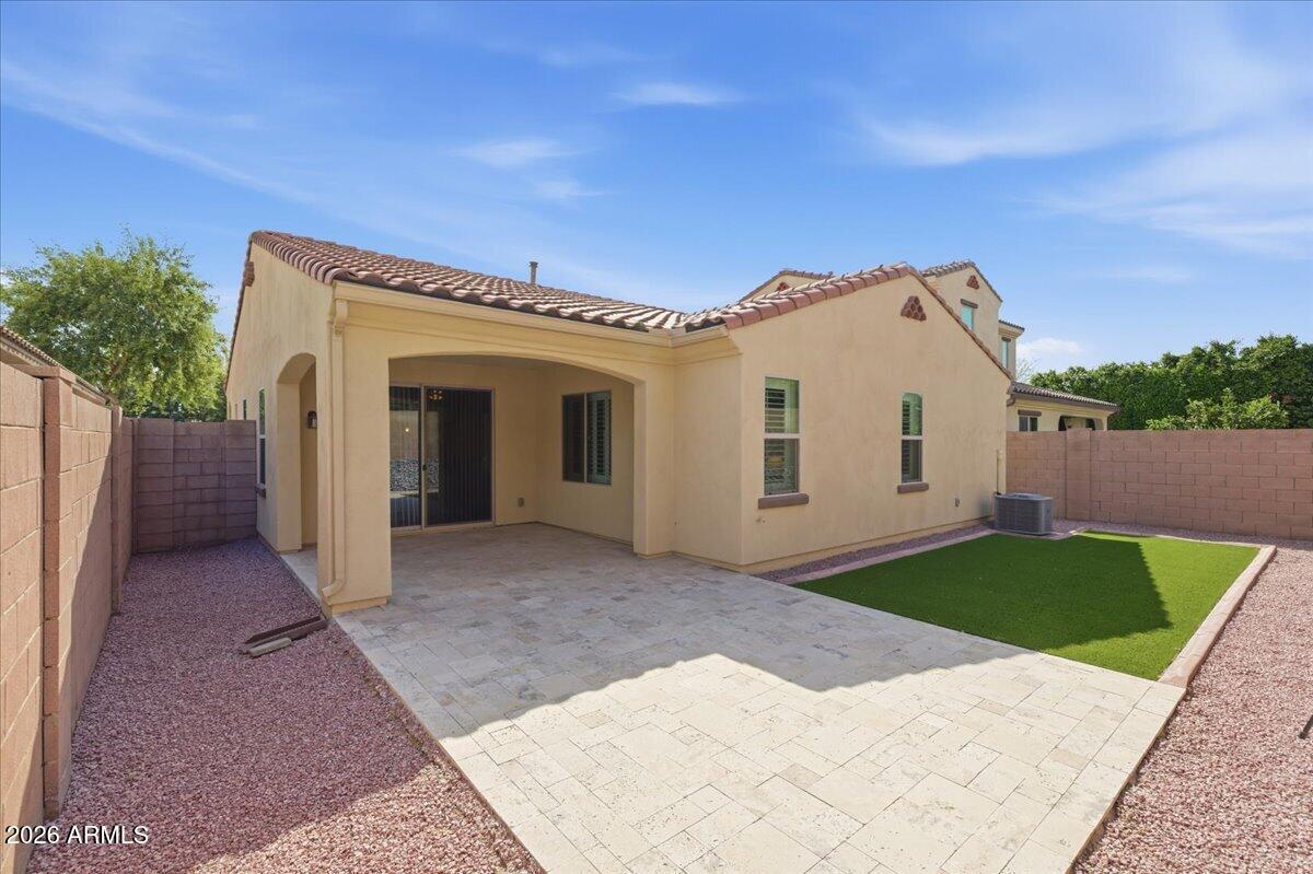 4410 E CAMPO BELLO Drive