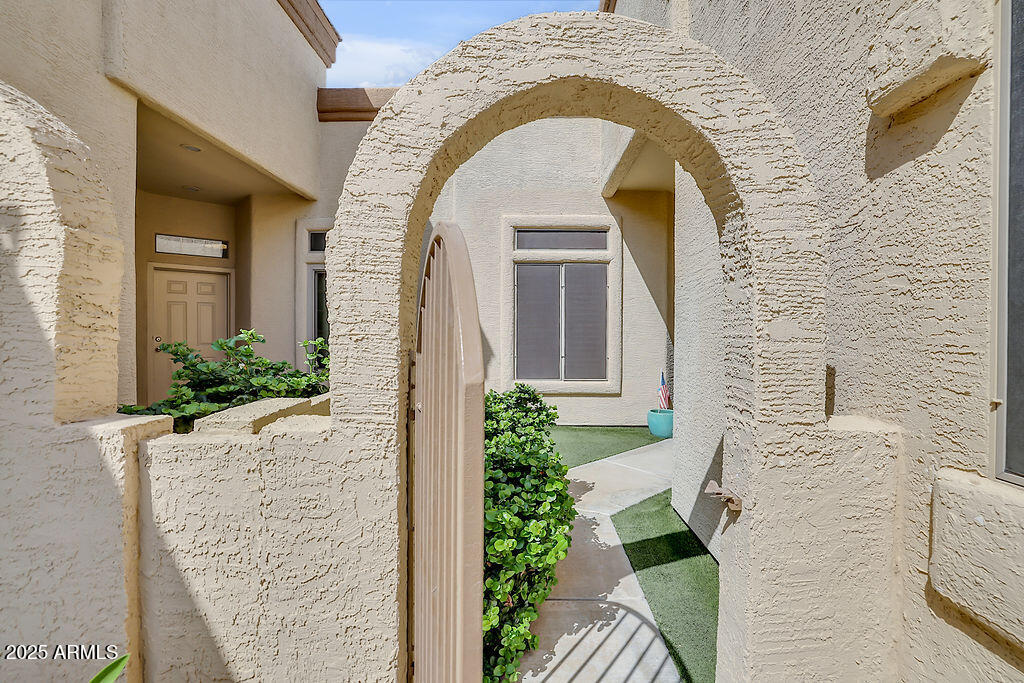 6730 E HERMOSA VISTA Drive 38