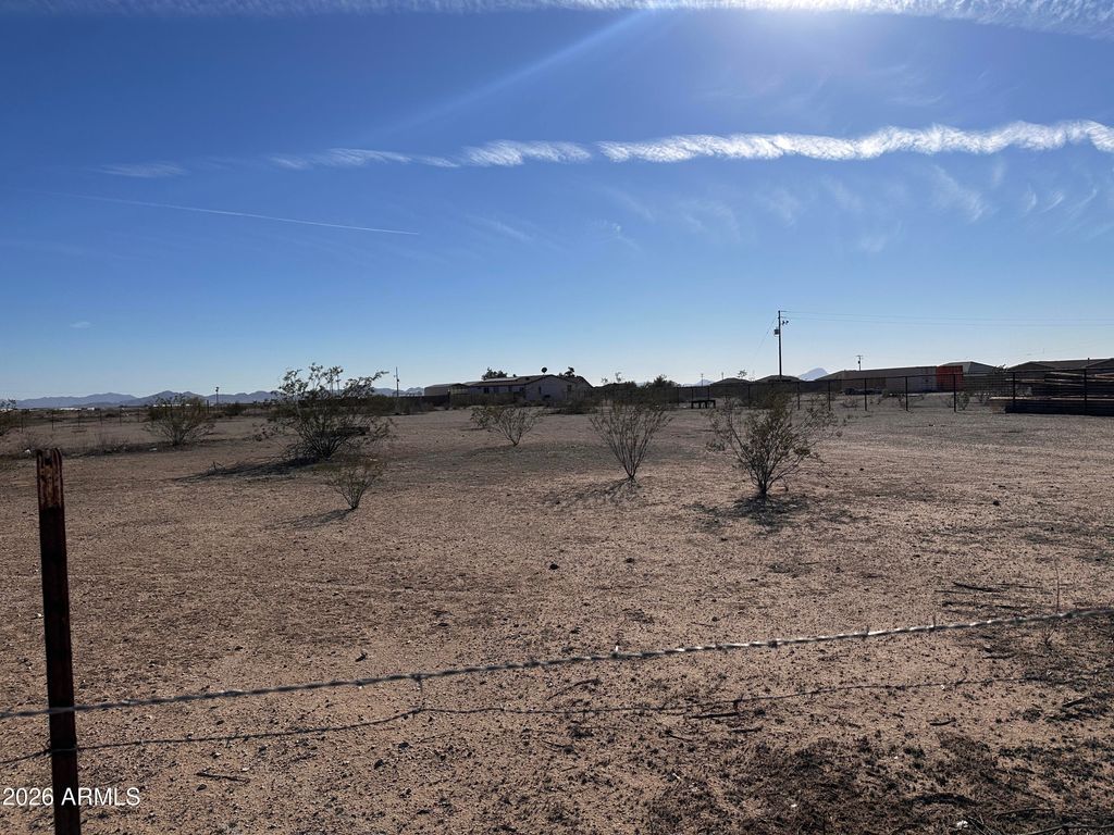 Photo of 111 S 305th Avenue #--, Buckeye, AZ 85326 (MLS # 6970093)