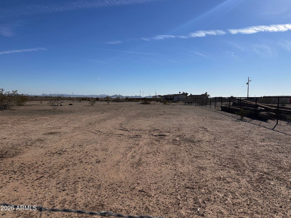 Photo of 111 S 305th Avenue #--, Buckeye, AZ 85326 (MLS # 6970093)