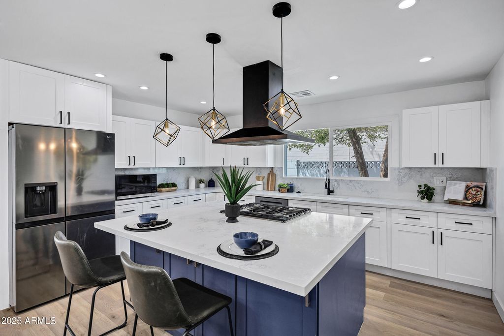 Photo of 8525 E Keim Drive, Scottsdale, AZ 85250 (MLS # 6933505)