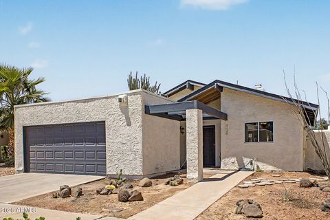 Property photo of 3008 W Lupine Avenue, Phoenix, AZ 85029