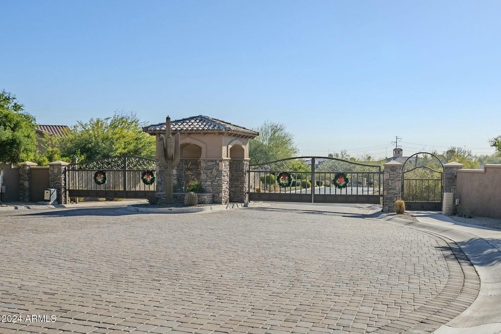 Photo of 16728 S 31st Lane #40, Phoenix, AZ 85045 (MLS # 6793706)
