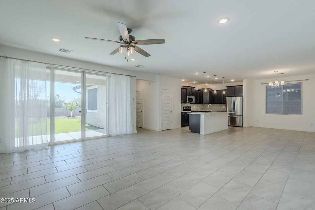 Photo of 2860 N Riverdale Lane, Casa Grande, AZ 85122 (MLS # 6918996)