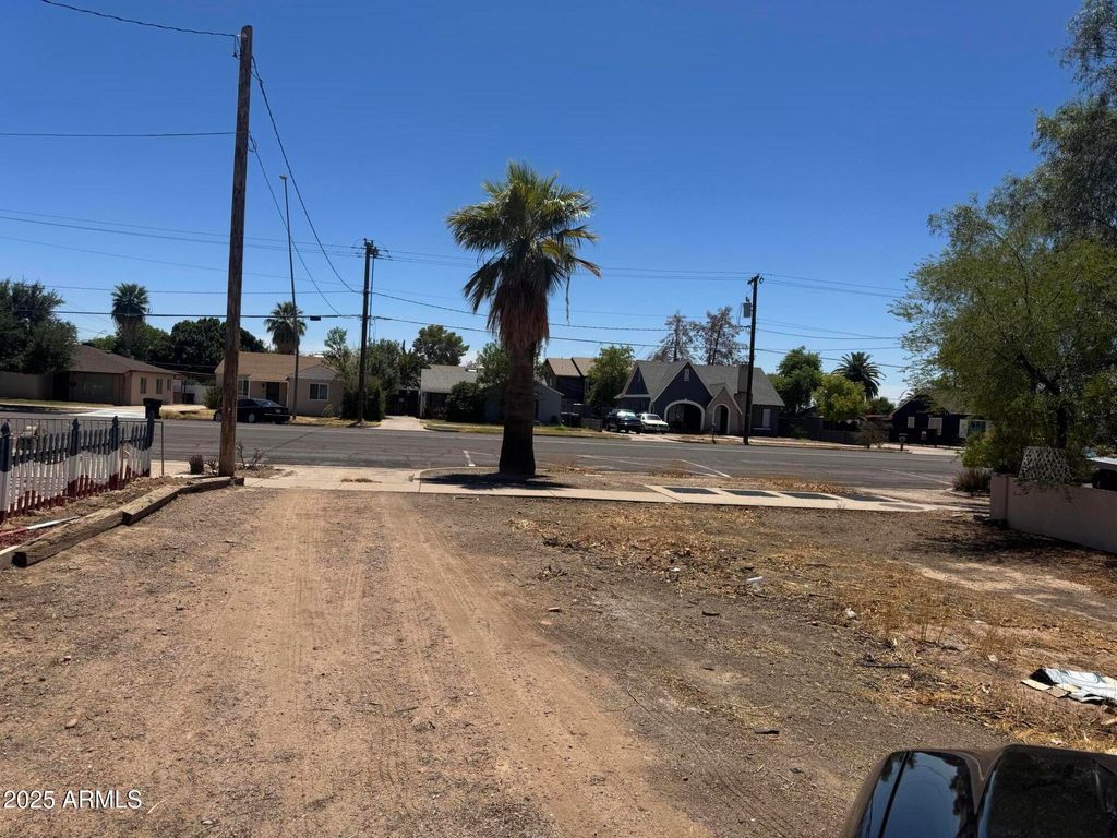 Photo of 54 E 2nd Avenue #-, Mesa, AZ 85210 (MLS # 6901903)