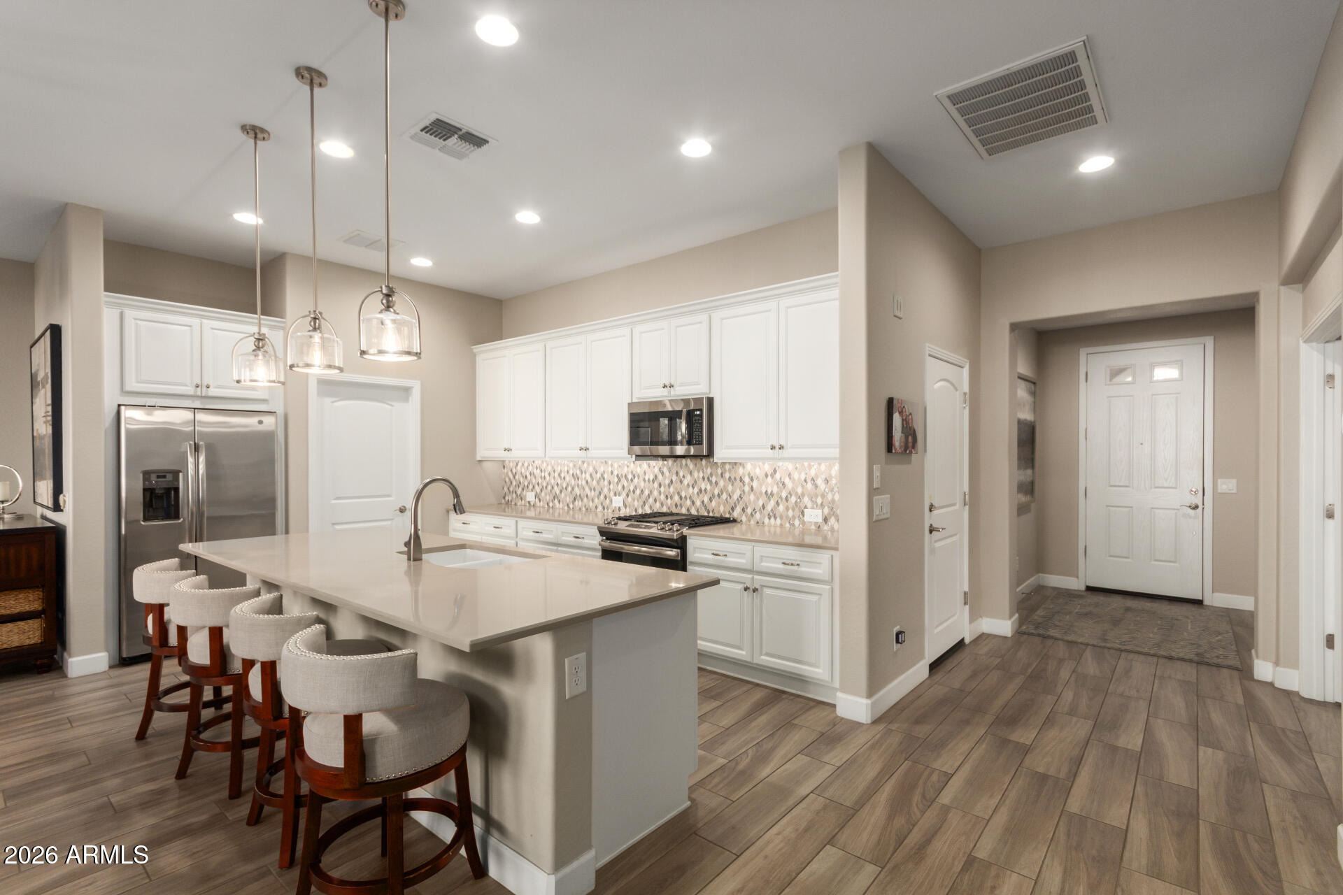 16910 W HOLLY Street