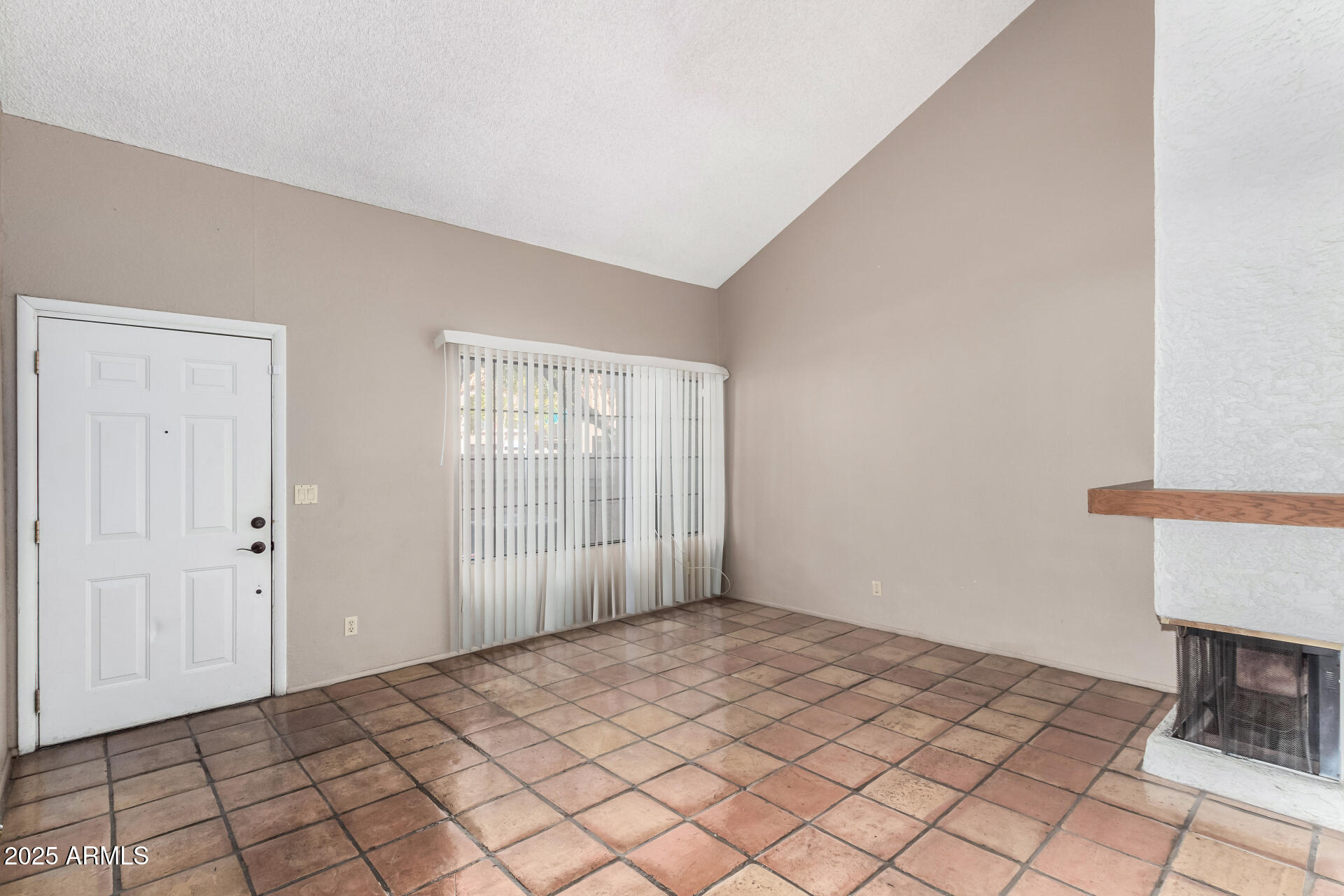 609 E MESQUITE Circle D131