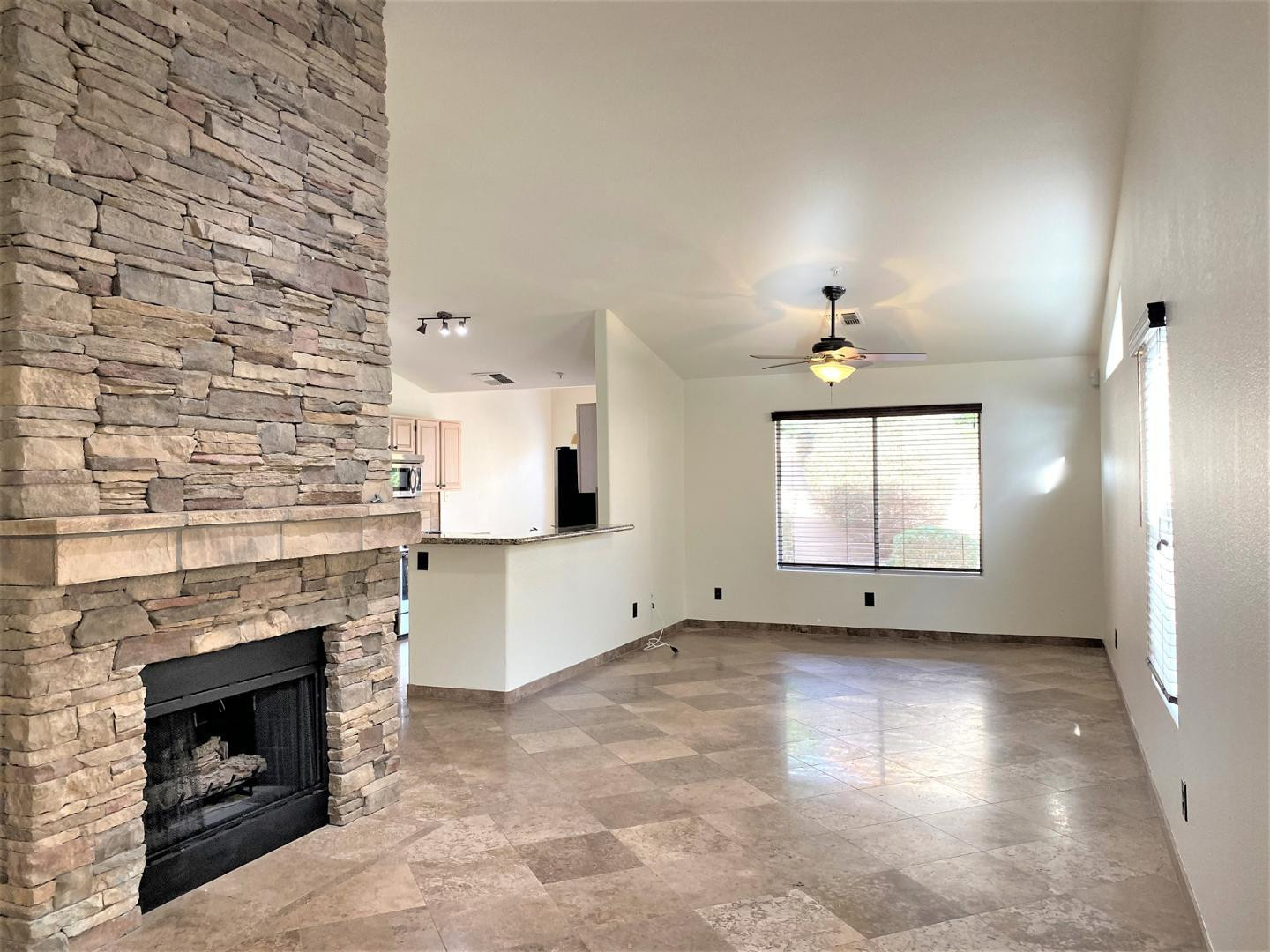 10358 E Davenport Drive