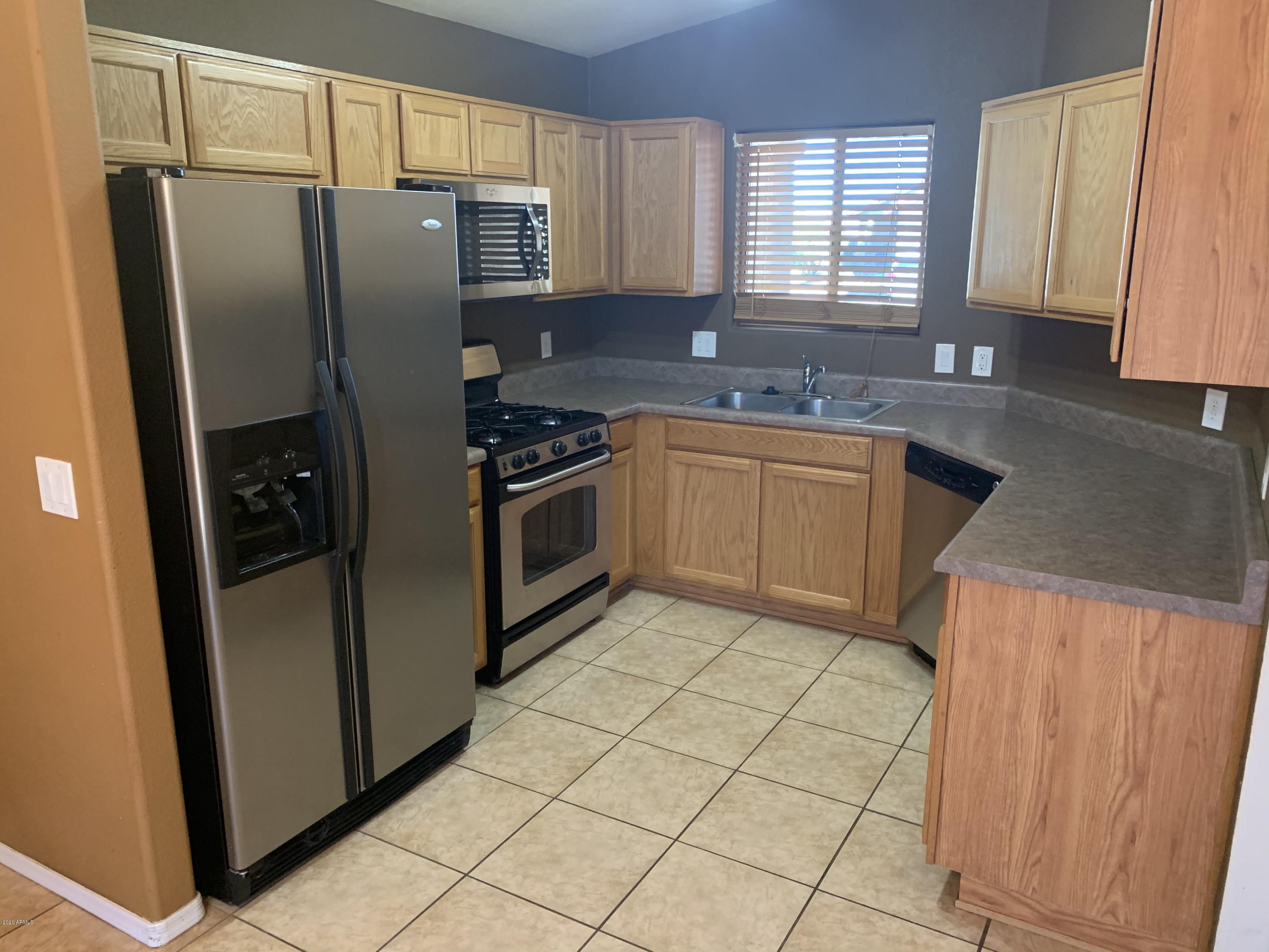 HOLIDAY AT PUEBLO DEL SOL PHASE 3 AMD - Residential Lease