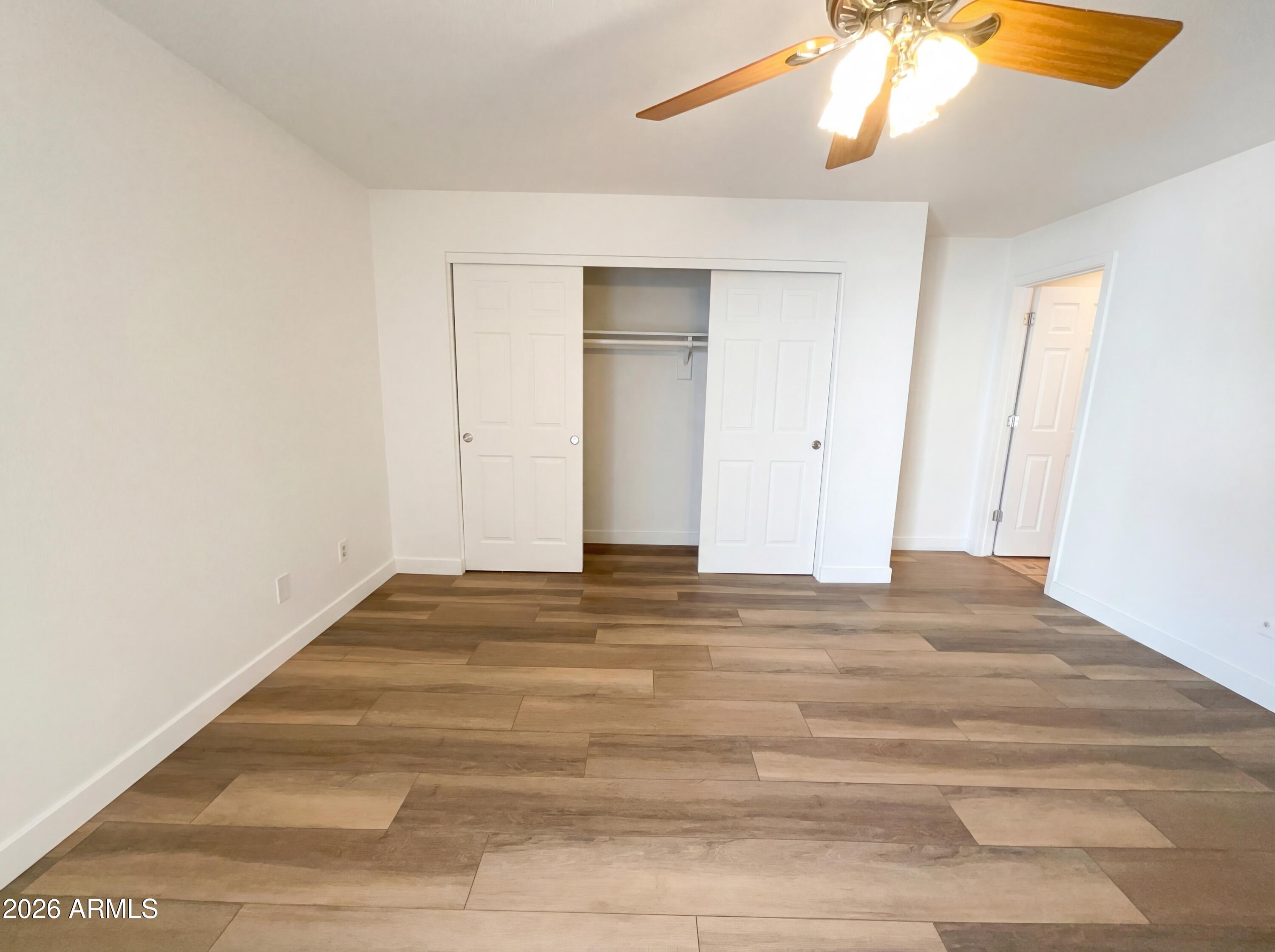 4902 W WINDROSE Drive