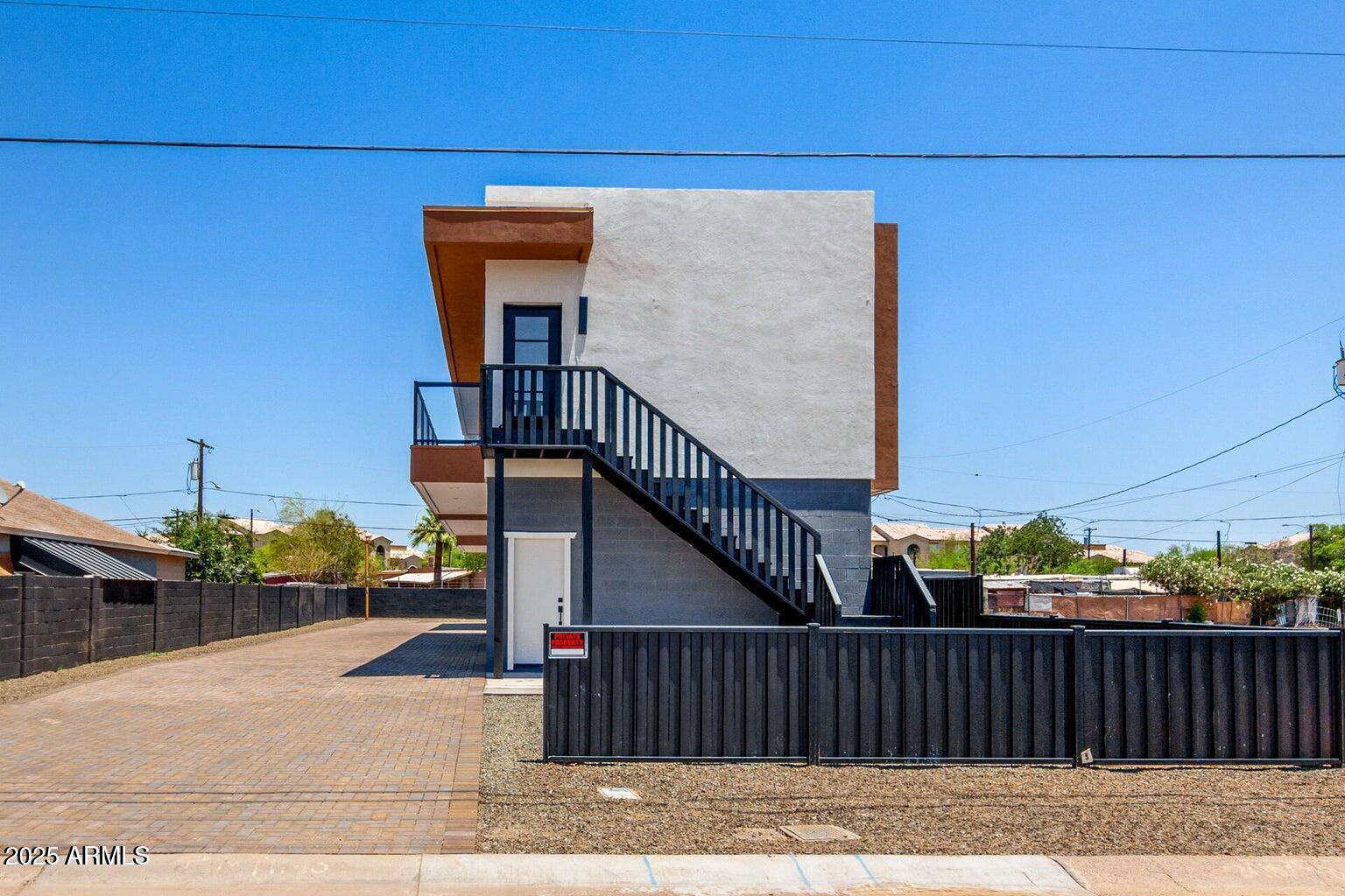 1725 W Sherman Street A