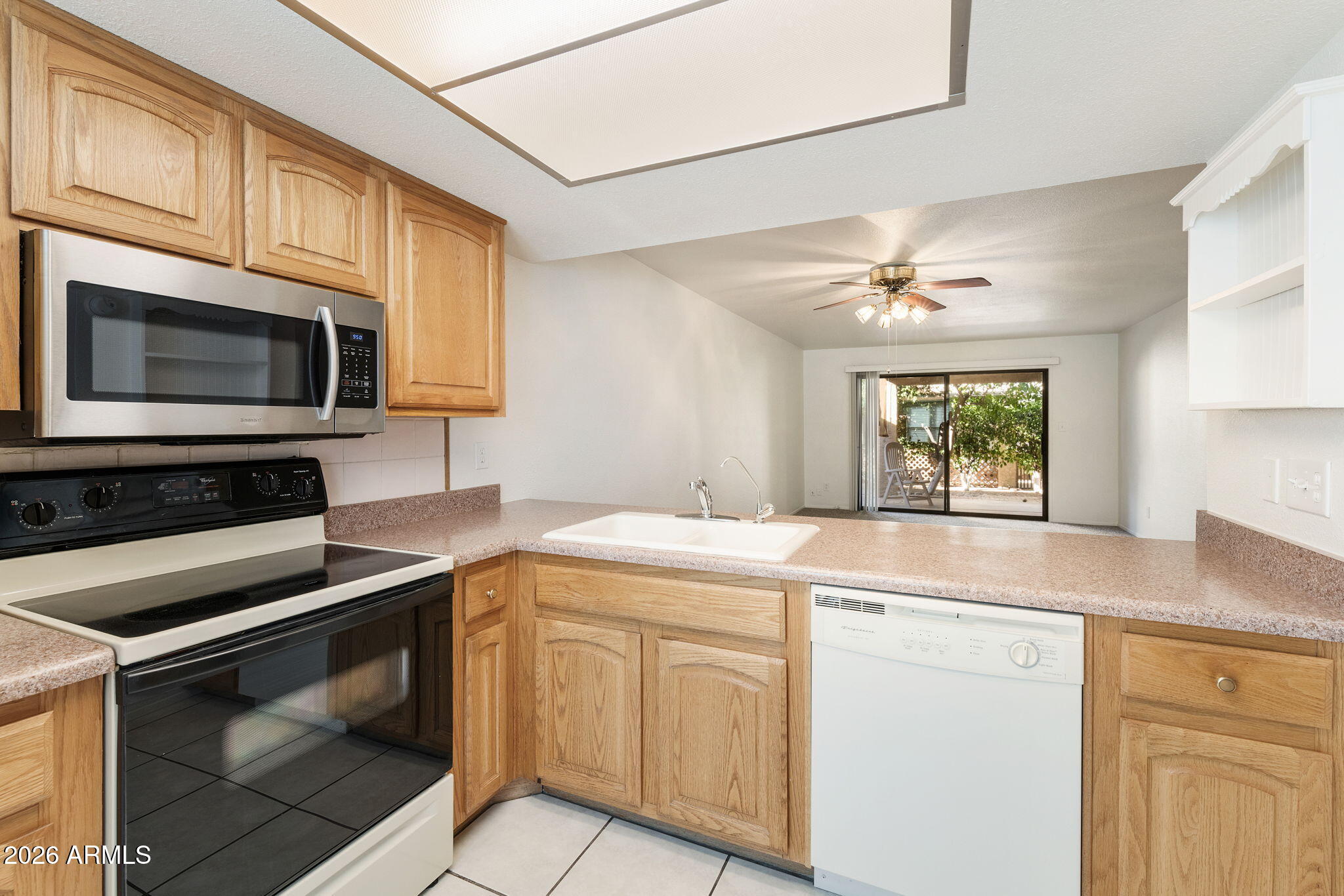 448 S DESERT FLOWER Drive