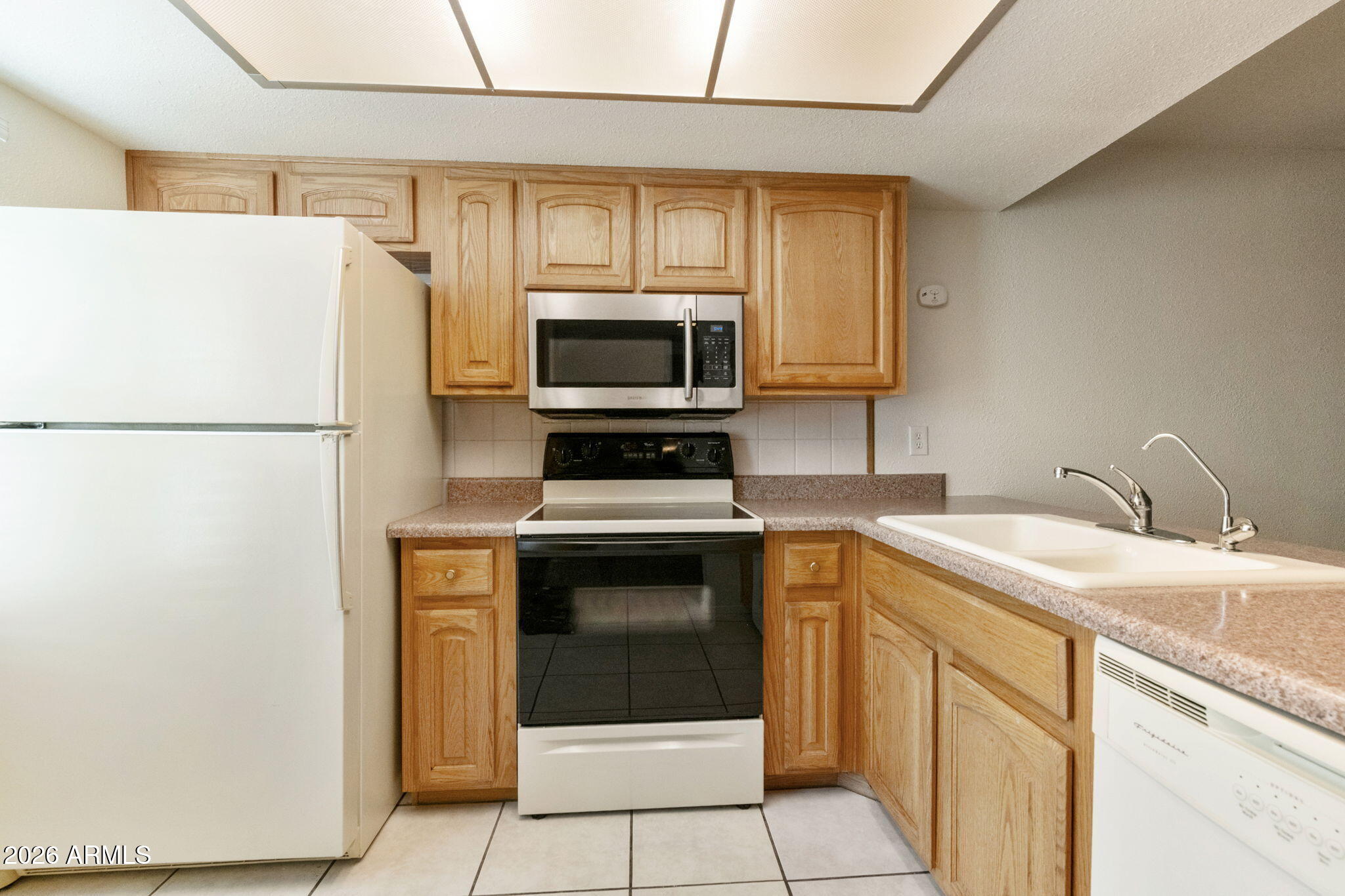 448 S DESERT FLOWER Drive