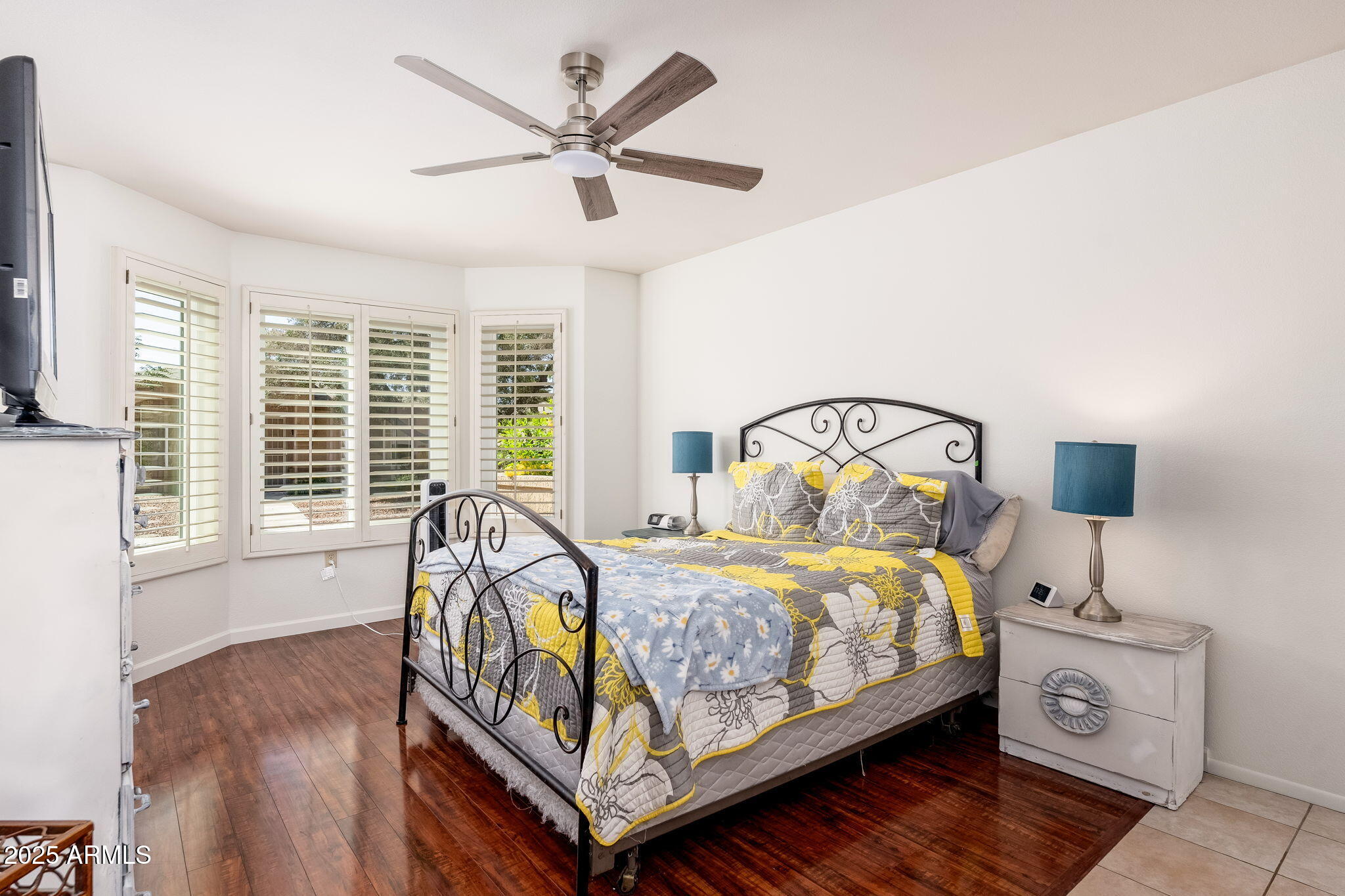 19921 N GREENVIEW Drive