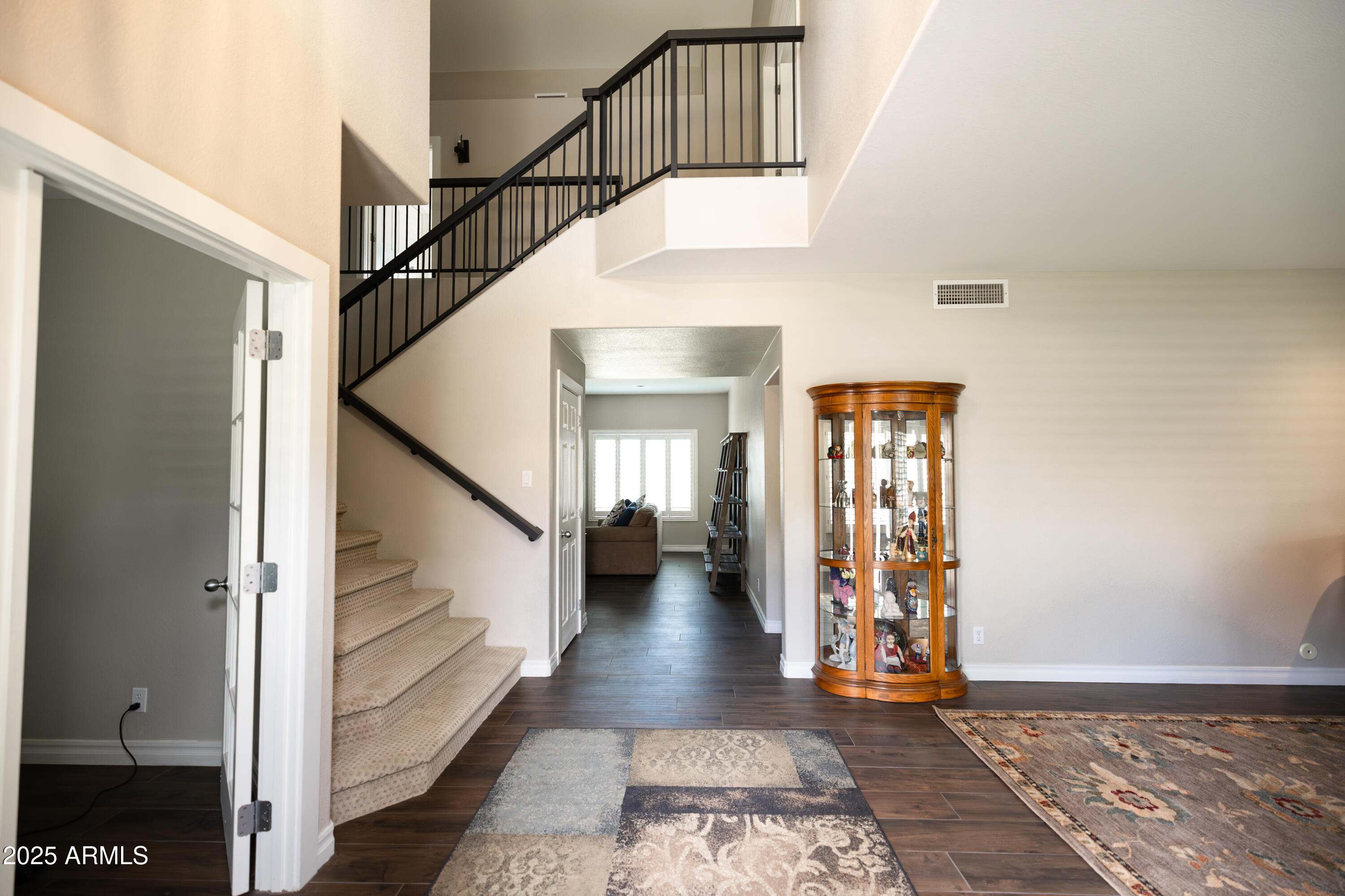1374 N ALEXIS Drive