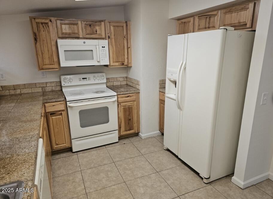 11224 W MOHAVE Street