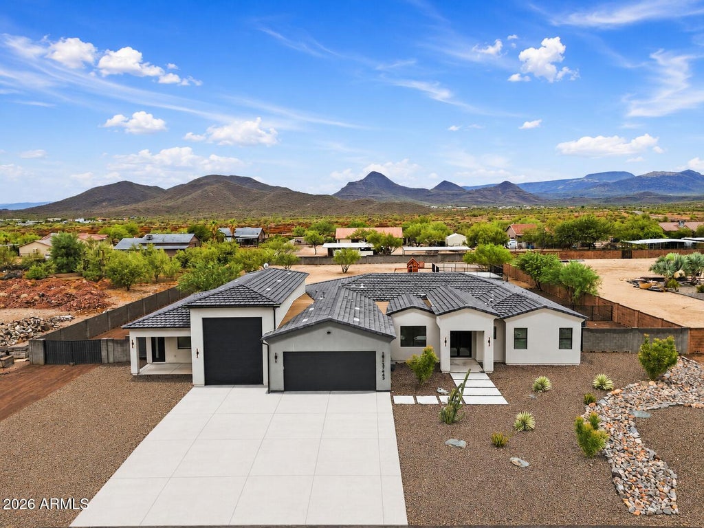 Photo of 37643 N 22nd Street, Phoenix, AZ 85086 (MLS # 7072510)