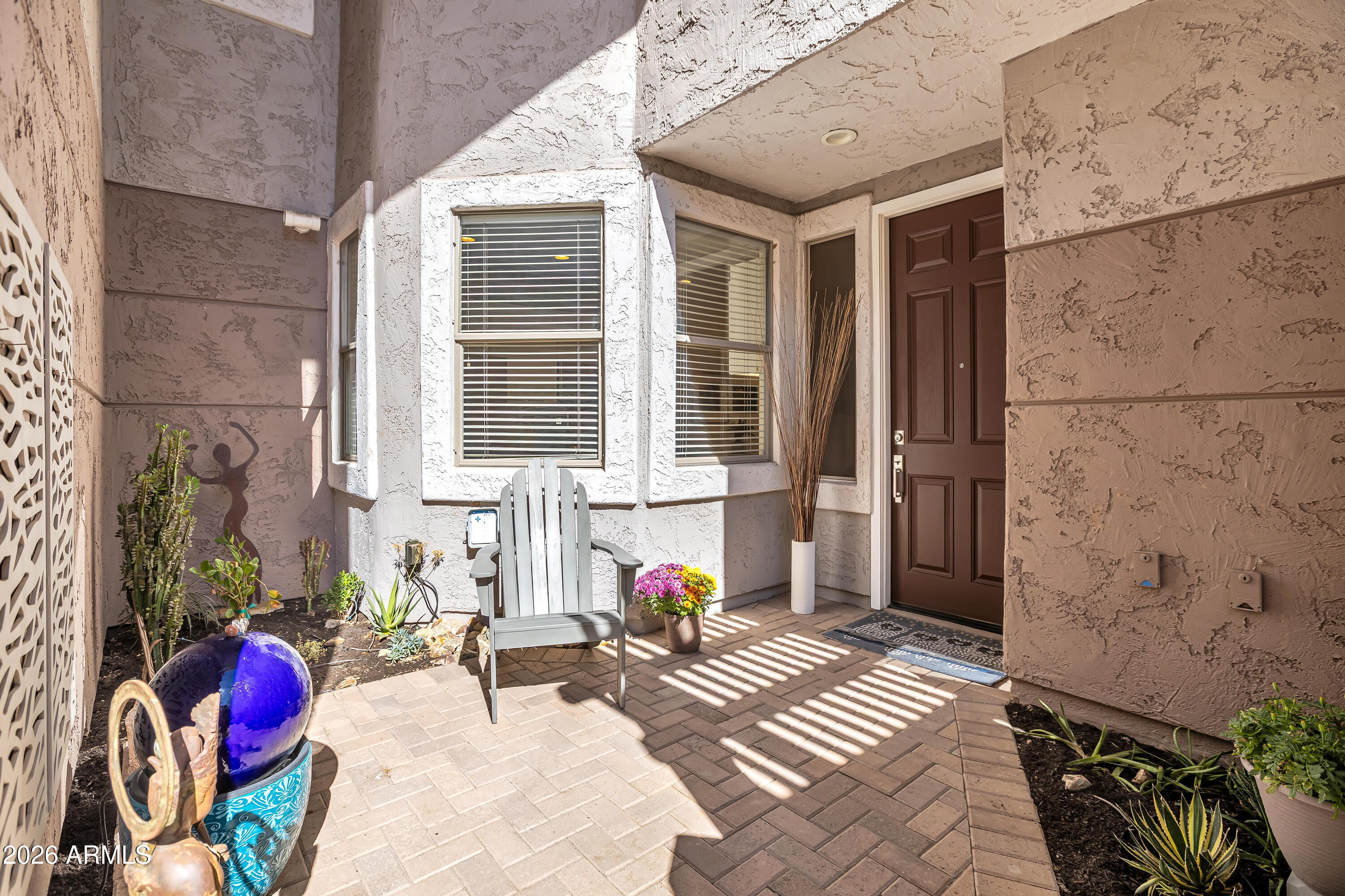 15221 N CLUBGATE Drive 1093