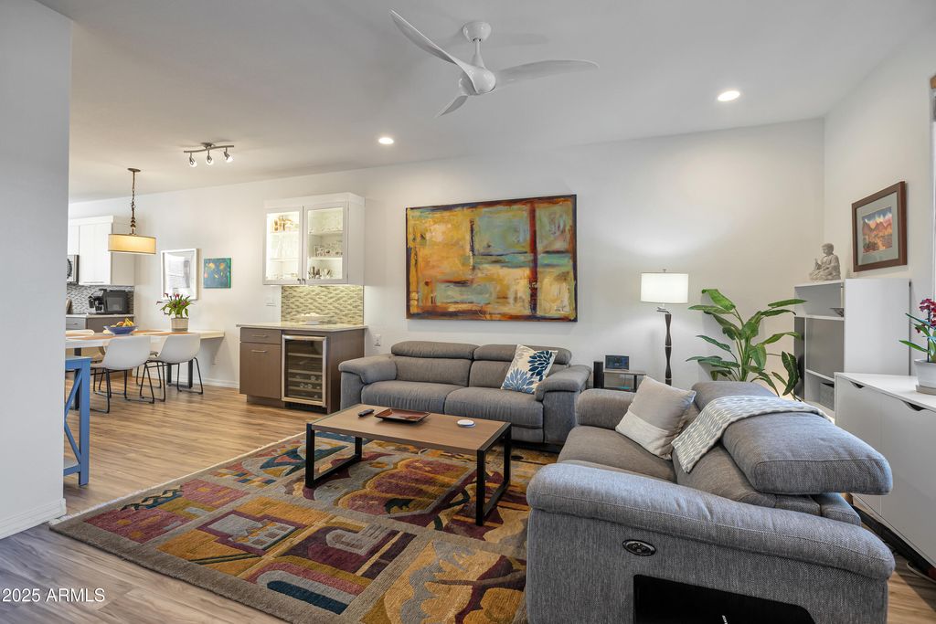 Photo of 15221 N Clubgate Drive #1093, Scottsdale, AZ 85254 (MLS # 6945872)