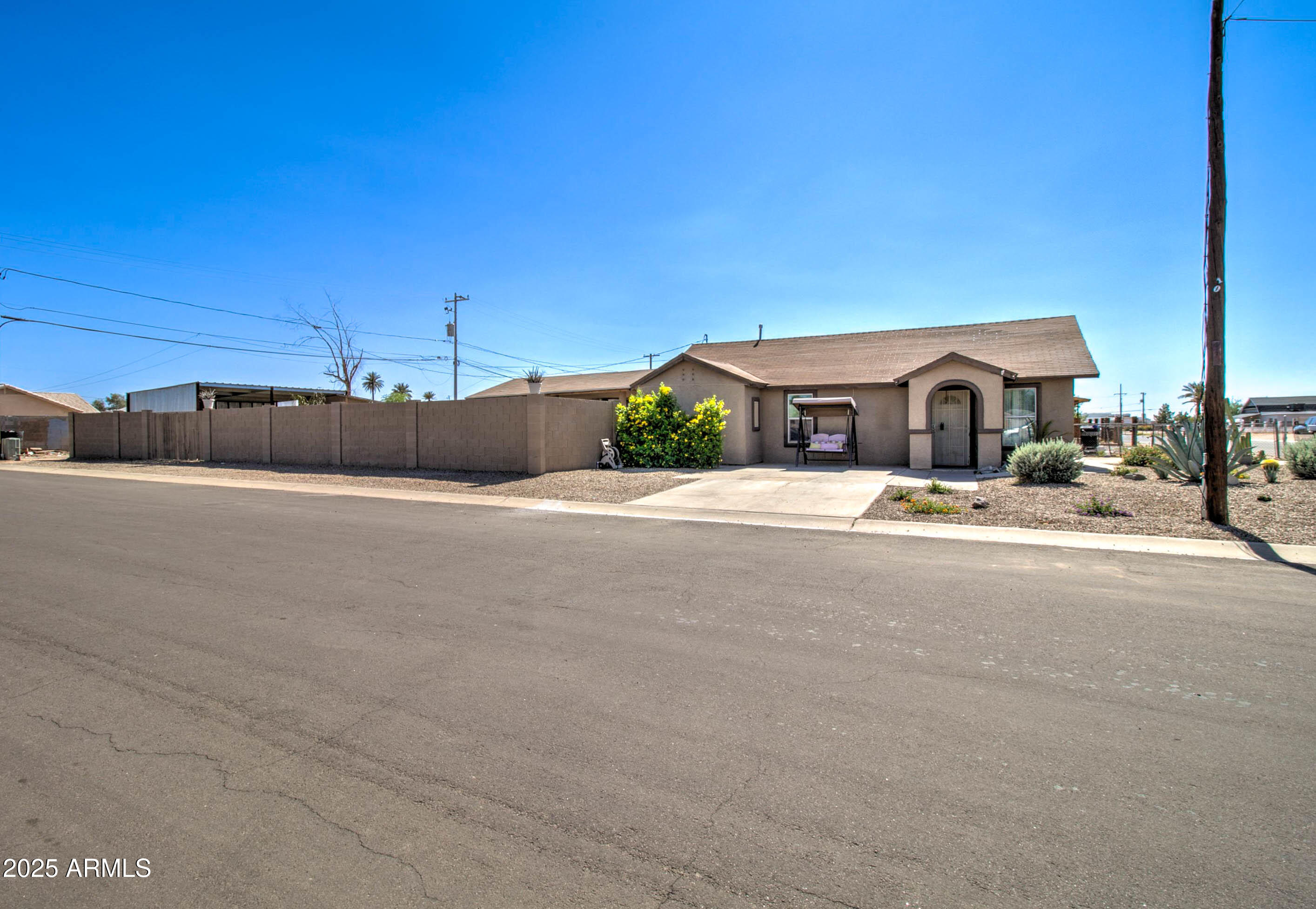 145 E ASH Avenue