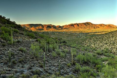 A home in Cave Creek