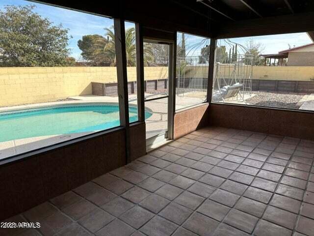 TOWN & COUNTRY ESTATES 12 - Residential Lease