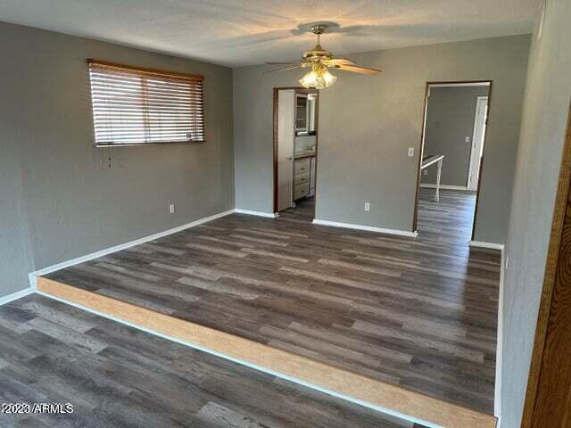 TOWN & COUNTRY ESTATES 12 - Residential Lease