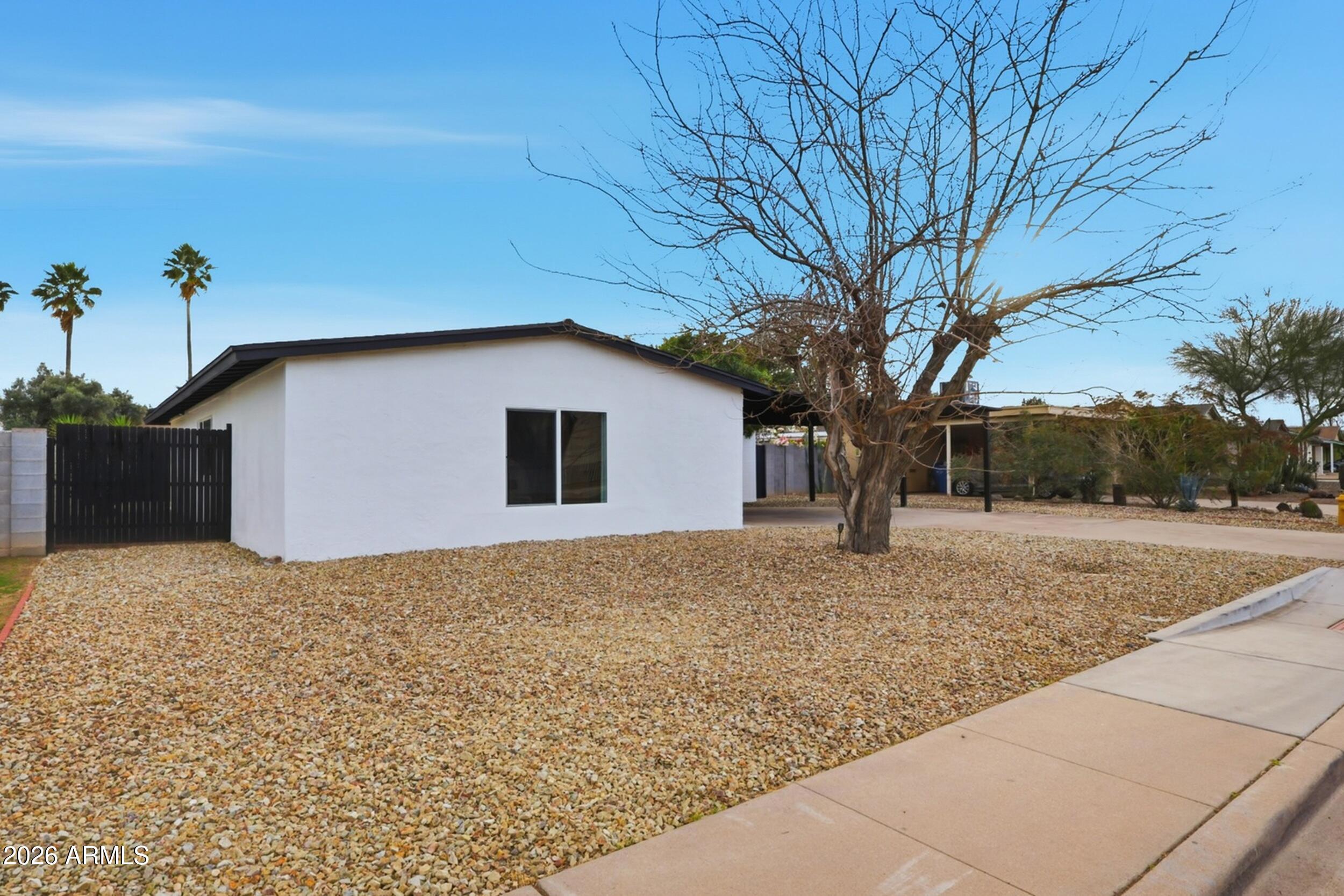 2437 E LARKSPUR Drive