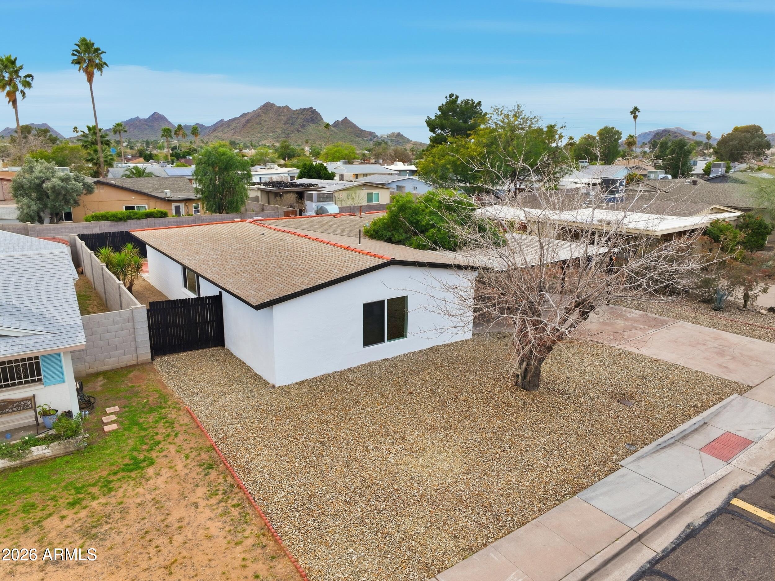 2437 E LARKSPUR Drive