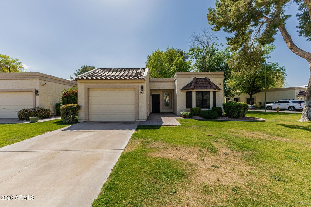 Photo of 9707 W Kerry Lane, Peoria, AZ 85382 (MLS # 6996081)