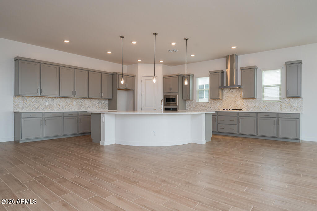 17635 W HIGHLAND Avenue